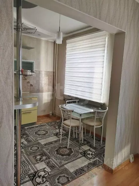 3-к кв. Красноярский край, Красноярск 9 Мая ул., 58Б (65.8 м) - Фото 0