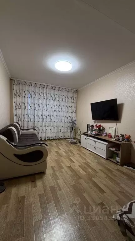 1-к кв. Татарстан, Набережные Челны Цветочный бул., 10 (35.0 м) - Фото 1