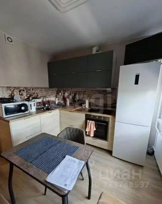 1-к кв. Тюменская область, Тюмень ул. Тимофея Чаркова, 81к1 (36.0 м) - Фото 2