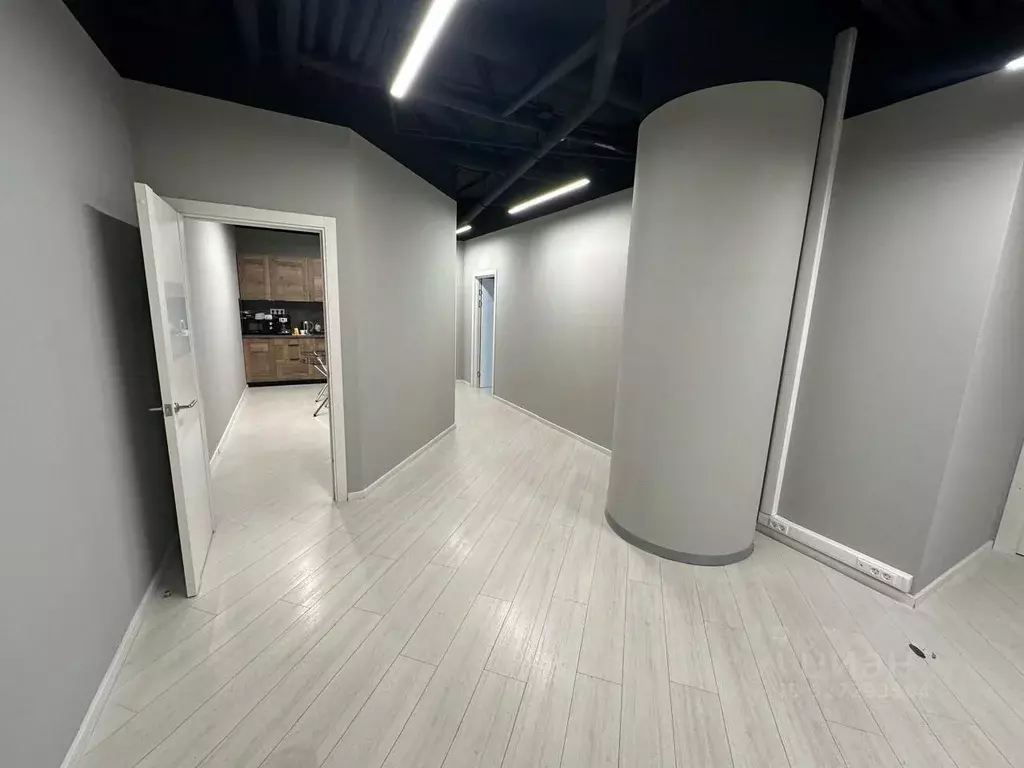 Офис в Свердловская область, Екатеринбург ул. Бориса Ельцина, 3/2 (291 ... - Фото 2