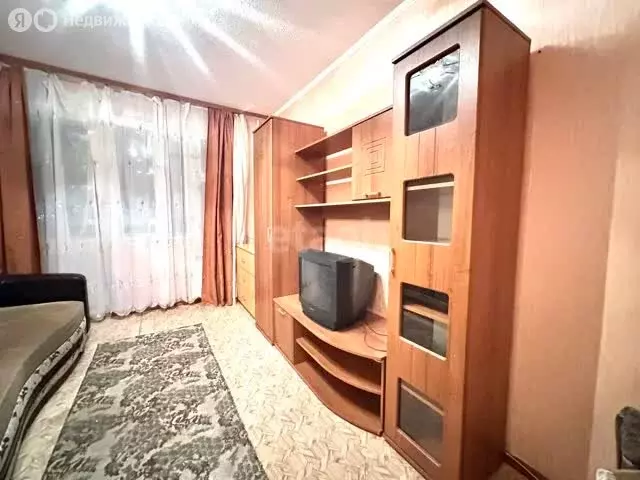 2-комнатная квартира: Нижний Новгород, Молодёжный проспект, 76 (39 м) - Фото 1