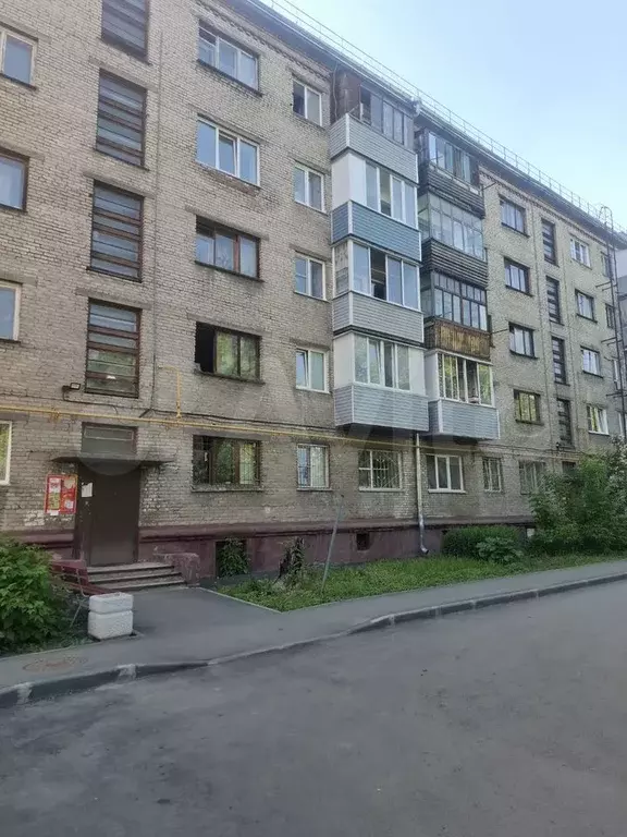 Комната 12,7 м в 5-к., 3/5 эт. - Фото 0