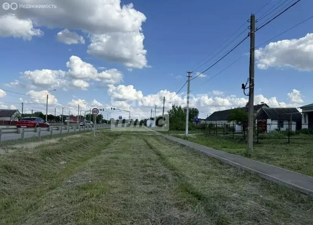 Участок в деревня Новая Деревня, Центральная улица (16 м) - Фото 1
