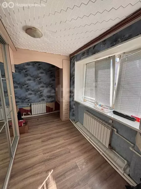 2-комнатная квартира: посёлок городского типа Знаменка, Автодорожная ... - Фото 1