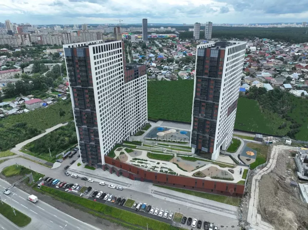 3-к кв. Свердловская область, Екатеринбург ул. Металлургов, 63/2 (69.6 ... - Фото 1
