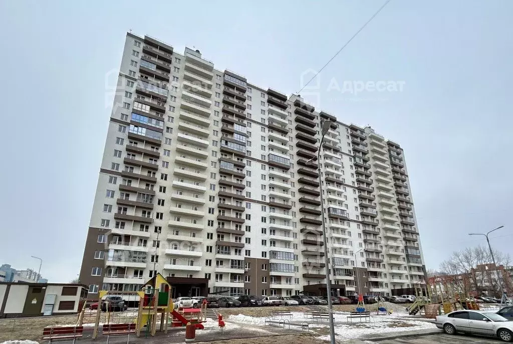 1-к кв. Волгоградская область, Волгоград ул. Расула Гамзатова, 21 ... - Фото 0