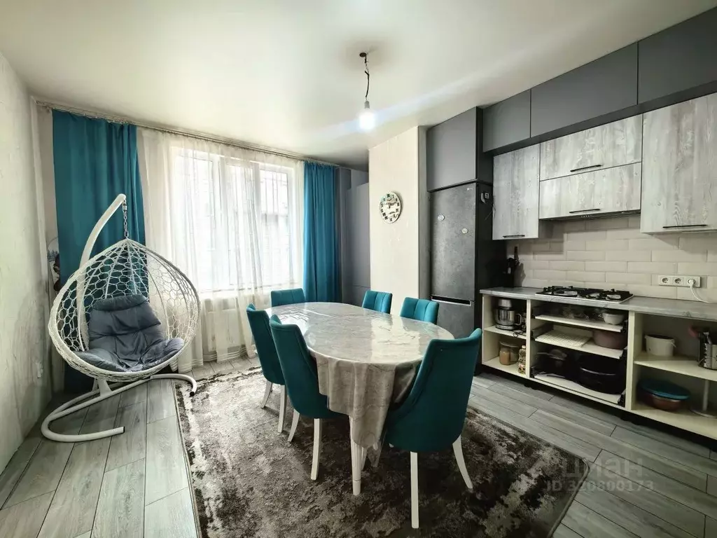 2-к кв. Кабардино-Балкария, Нальчик ул. Шарданова (71.0 м) - Фото 1