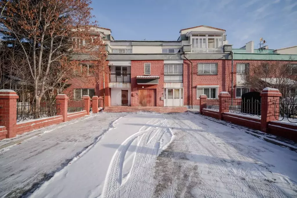 5-к кв. Иркутская область, Иркутск Радужный мкр, 18 (234.0 м) - Фото 1