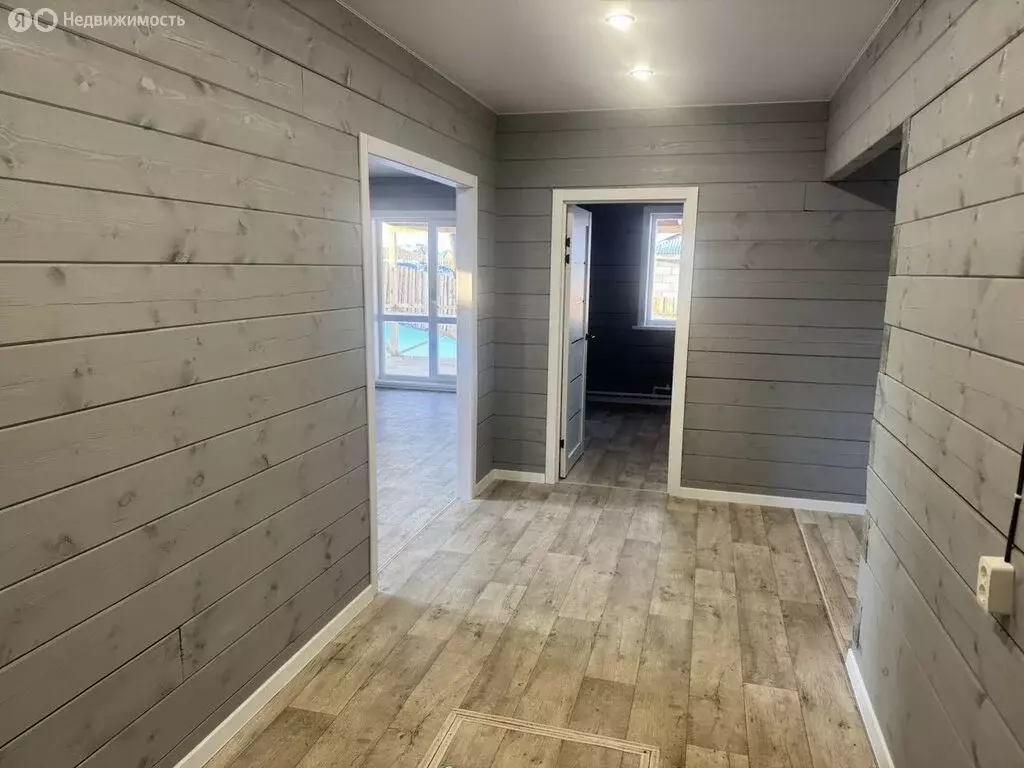 Дом в село Нижний Саянтуй, ДНТ Багульник, 3-й квартал, 711 (200 м) - Фото 1