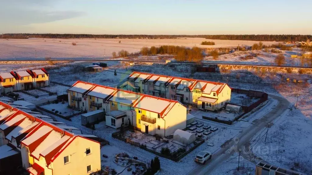 Таунхаус в Ленинградская область, Волосовский район, Клопицкое с/пос, ... - Фото 1
