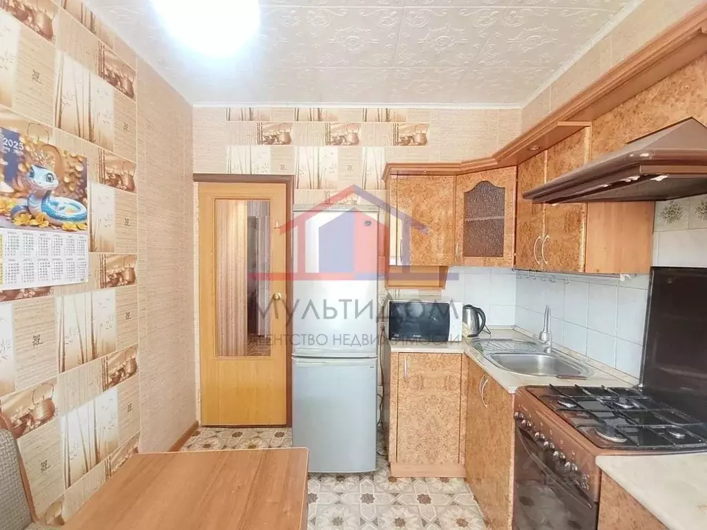 3-к кв. Белгородская область, Губкин ул. Раевского, 12Б (59.4 м) - Фото 1