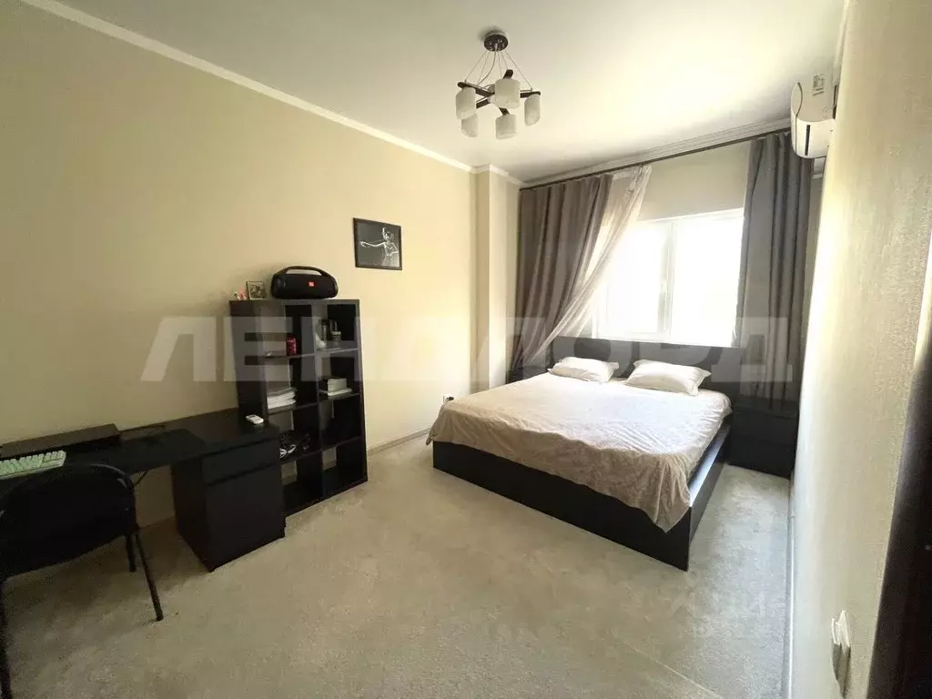 2-к кв. Ростовская область, Новочеркасск Пушкинская ул., 83А (76.8 м) - Фото 1