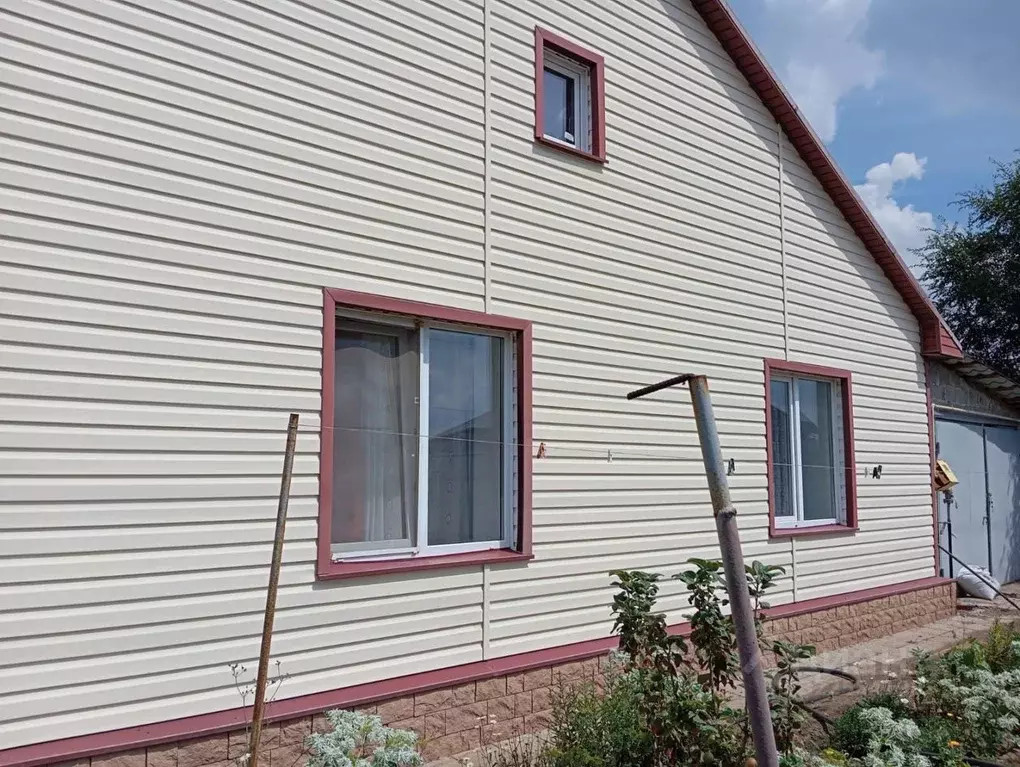 Дом в Оренбургская область, Оренбургский район, Нежинский сельсовет, ... - Фото 1