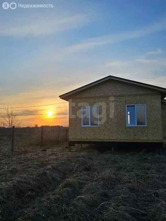 Дом в посёлок Звёздный, Солнечная улица (70 м) - Фото 1