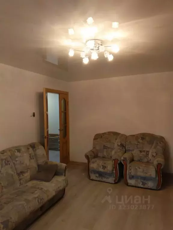 2-к кв. Омская область, Омск ул. Химиков, 20 (52.6 м) - Фото 2