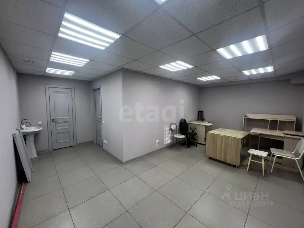 Офис в Смоленская область, Смоленск ул. Матросова, 18 (20 м) - Фото 1