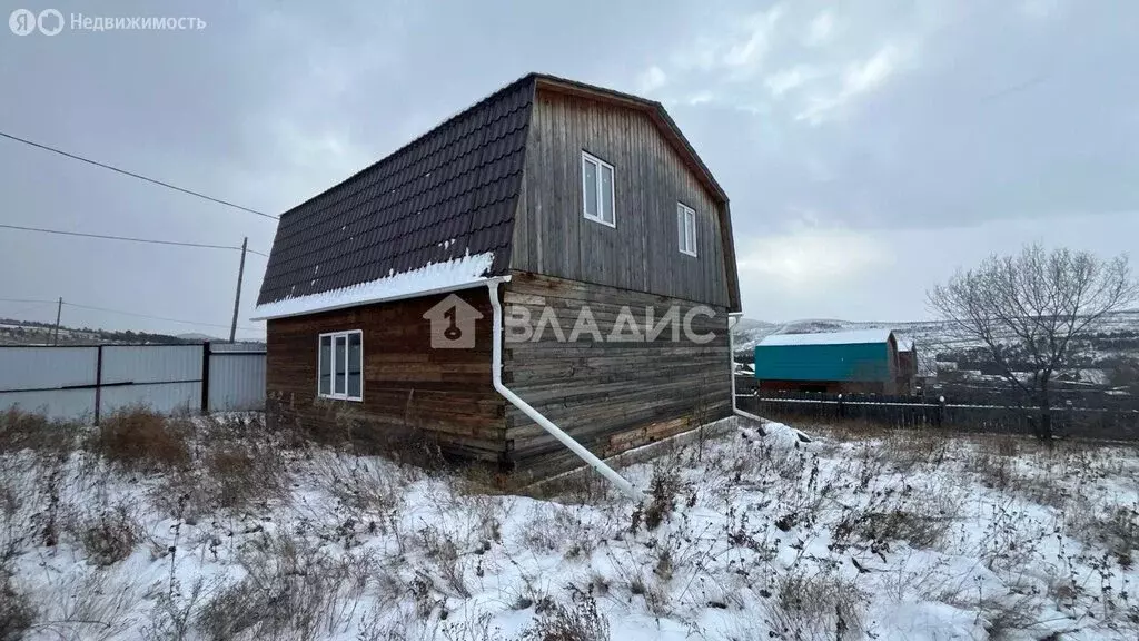 Дом в Тарбагатайский район, сельское поселение Саянтуйское (119 м) - Фото 1