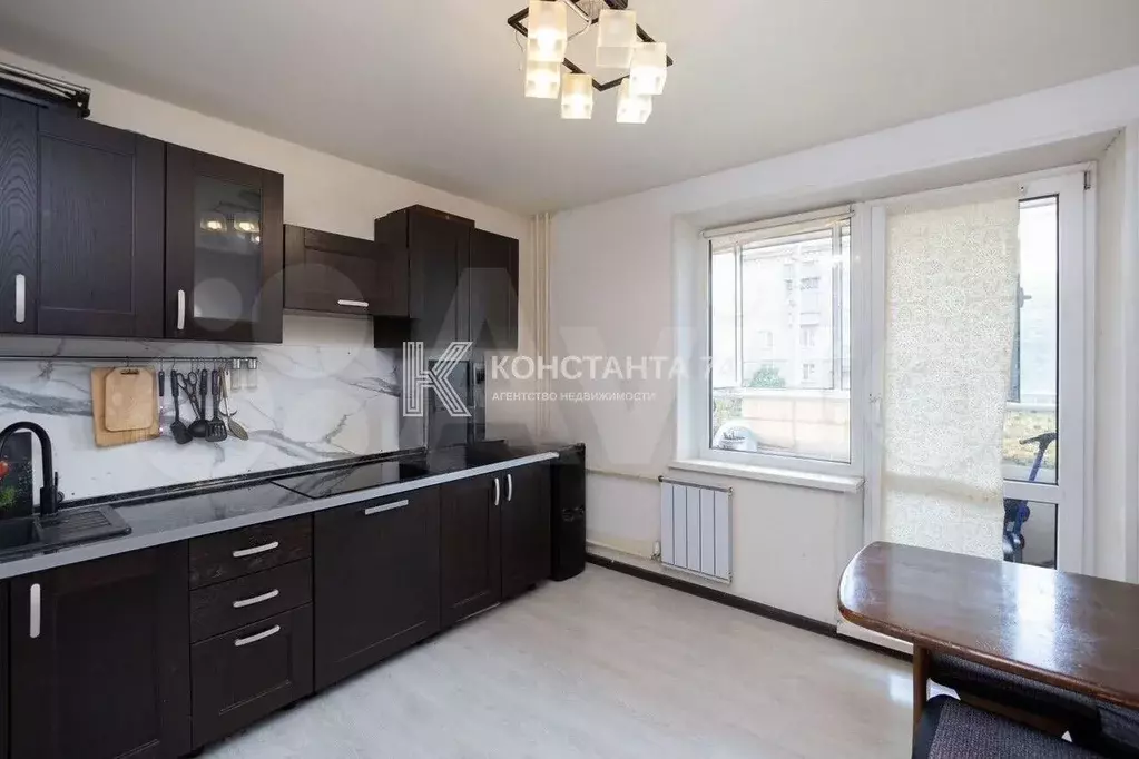 1-к. квартира, 41,7 м, 1/10 эт. - Фото 1