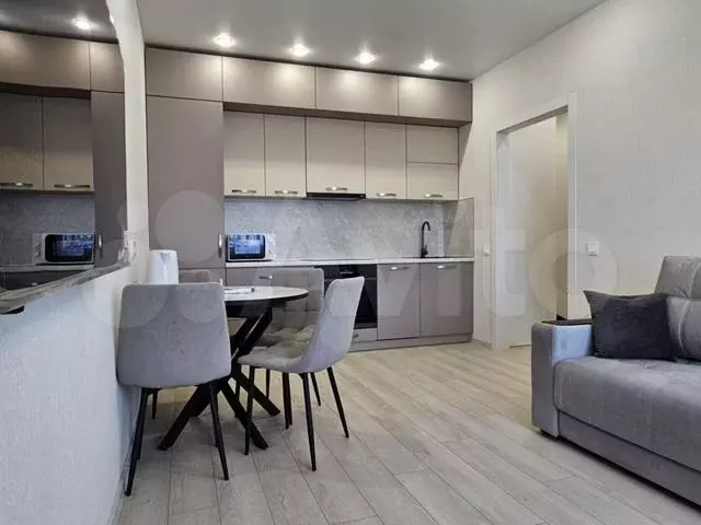2-к. квартира, 40 м, 14/19 эт. - Фото 0
