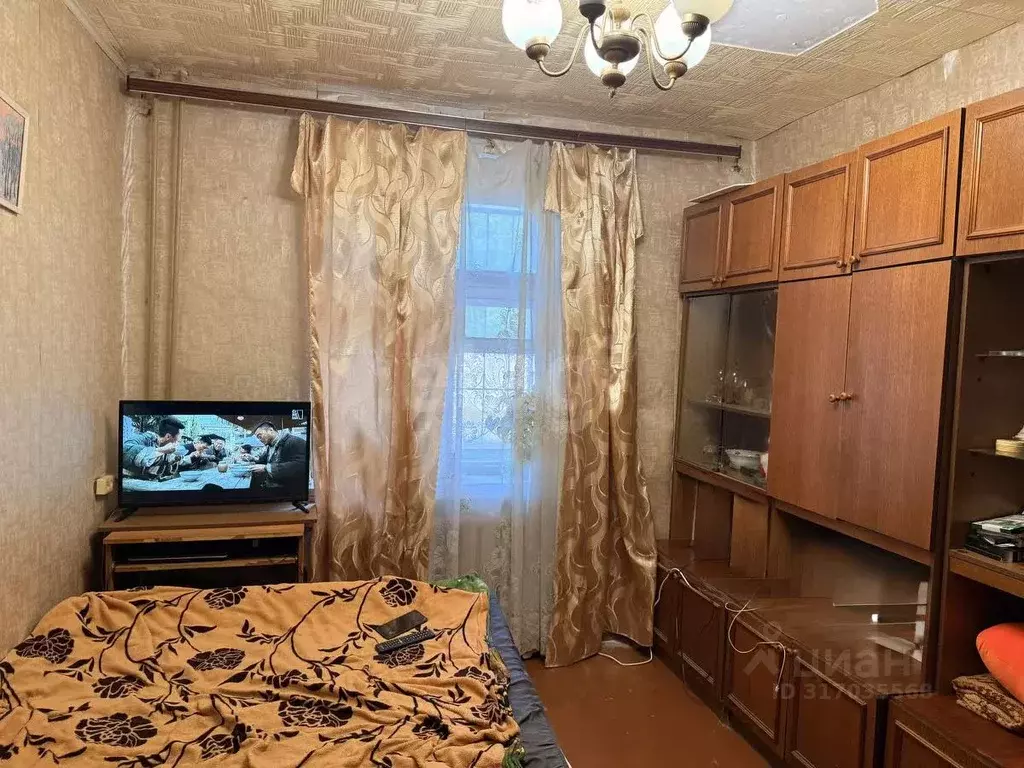 2-к кв. Смоленская область, Смоленск ул. Реввоенсовета, 18 (37.5 м) - Фото 0