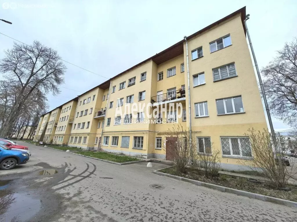 4-комнатная квартира: Волхов, улица Марата, 6 (62.3 м) - Фото 0