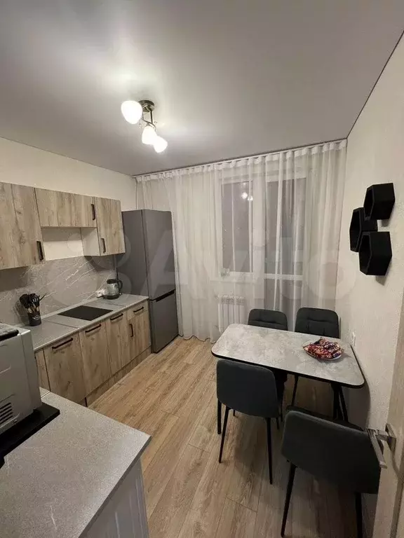 1-к. квартира, 38 м, 15/17 эт. - Фото 0