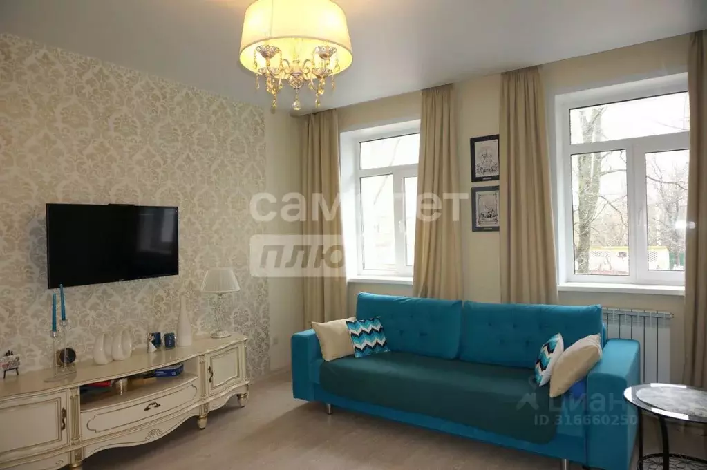 2-к кв. Вологодская область, Вологда ул. Энгельса, 22А (55.6 м) - Фото 1