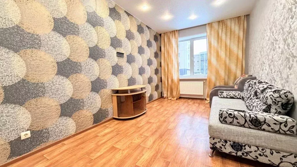 1-к кв. Кировская область, Киров ул. Краснополянская, 12 (37.0 м) - Фото 1