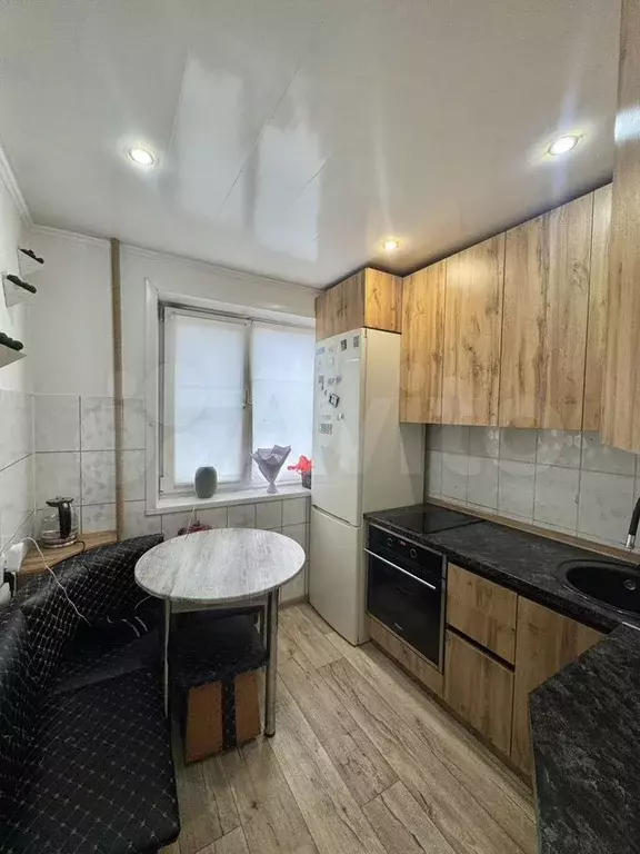 4-к. квартира, 63 м, 3/5 эт. - Фото 0