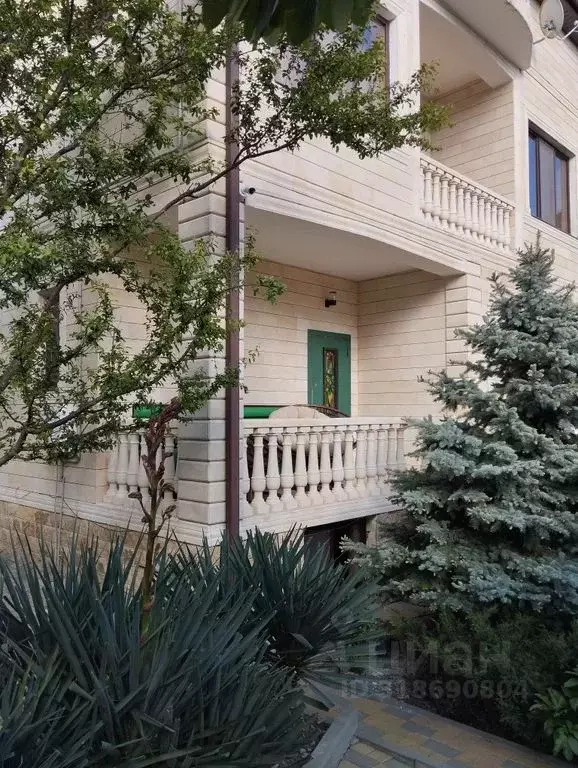 Дом в Краснодарский край, Геленджик ул. Голубая Бухта, 6Г (300 м) - Фото 0