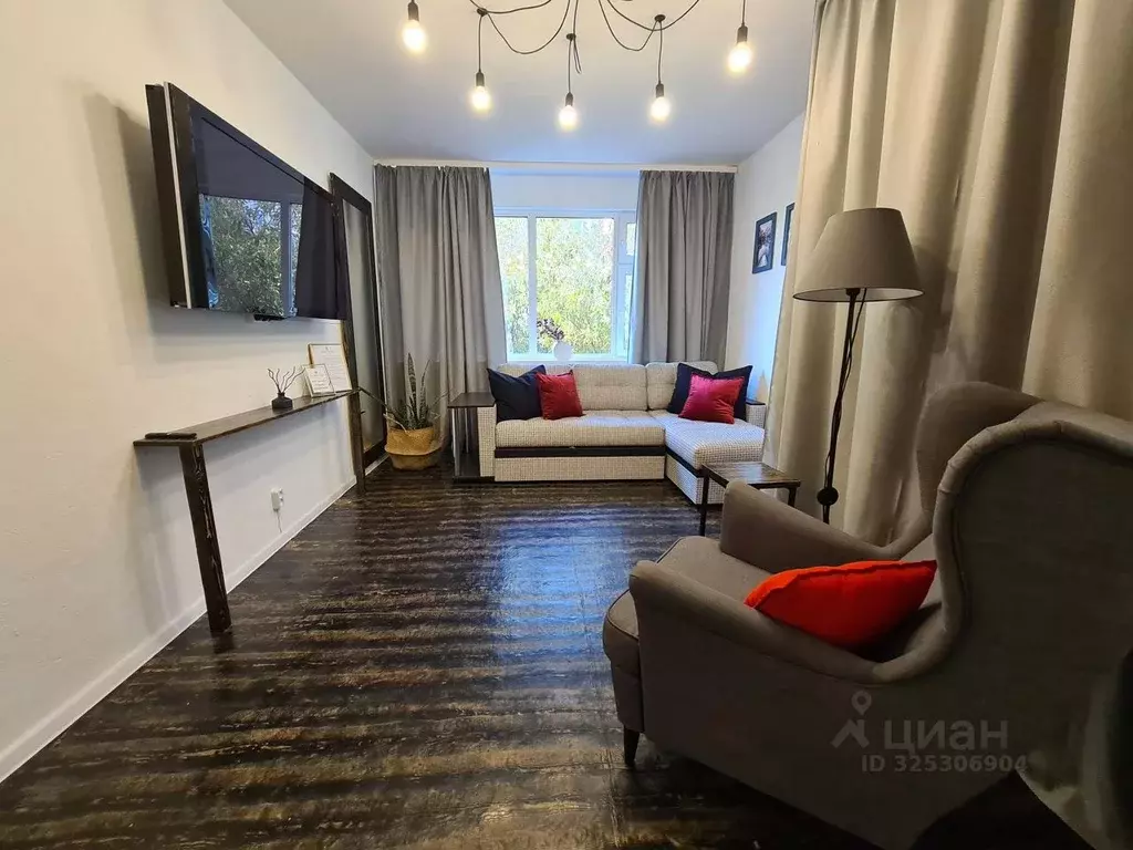 3-к кв. Ямало-Ненецкий АО, Новый Уренгой 2-й мкр, ул. ... - Фото 2