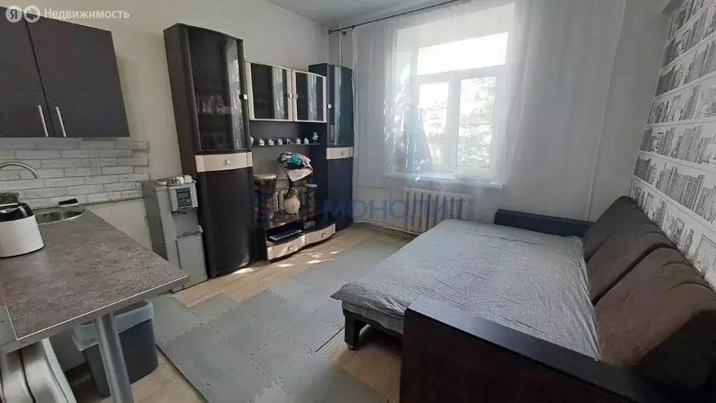 1к в 18-комнатной квартире (15 м) - Фото 1