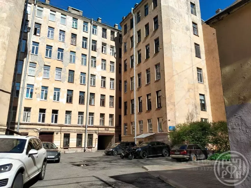 Комната Санкт-Петербург 10-я Васильевского острова линия, 45 (17.0 м) - Фото 0