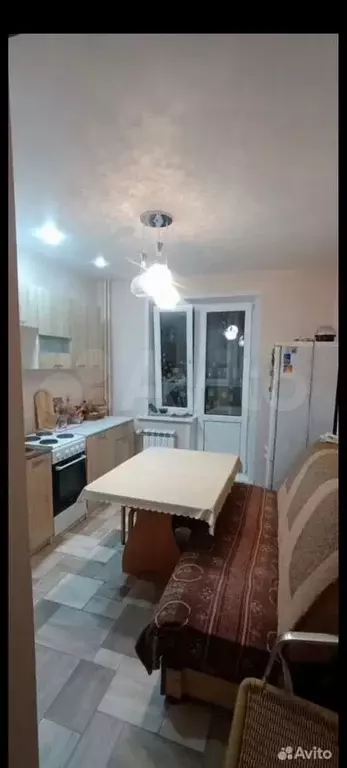 1-к. квартира, 38 м, 8/10 эт. - Фото 1