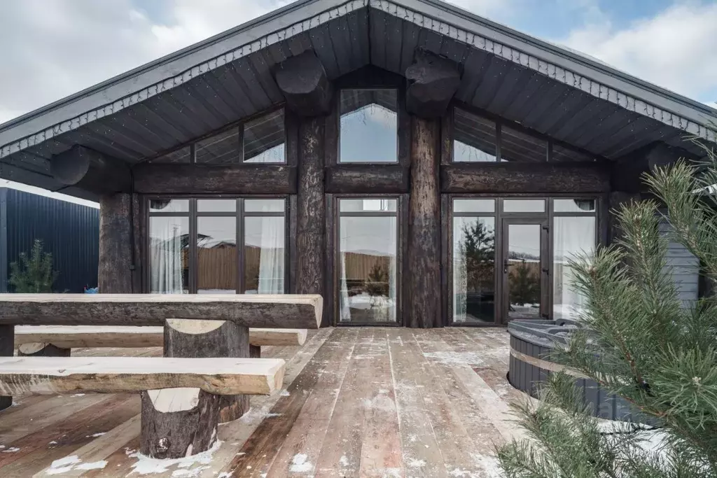 Дом в Красноярский край, Емельяновский район, Шуваевский сельсовет, ... - Фото 1