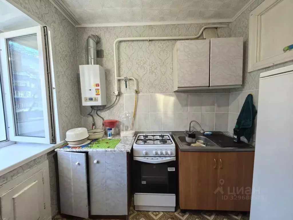 1-к кв. Башкортостан, Стерлитамак ул. Нахимова, 2 (30.2 м) - Фото 1