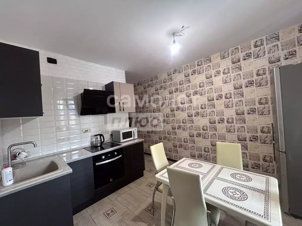 2-к кв. Иркутская область, Иркутск ул. Безбокова, 30/7 (62.0 м) - Фото 1