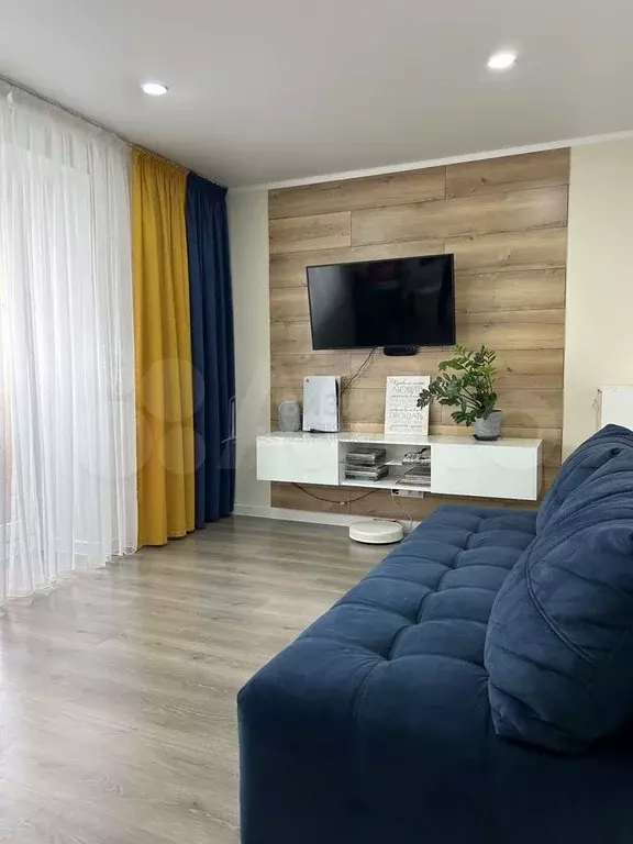 2-к. квартира, 42 м, 9/9 эт. - Фото 1