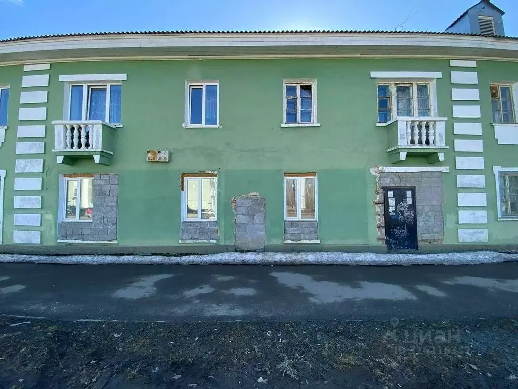 Помещение свободного назначения в Свердловская область, Полевской ул. ... - Фото 1