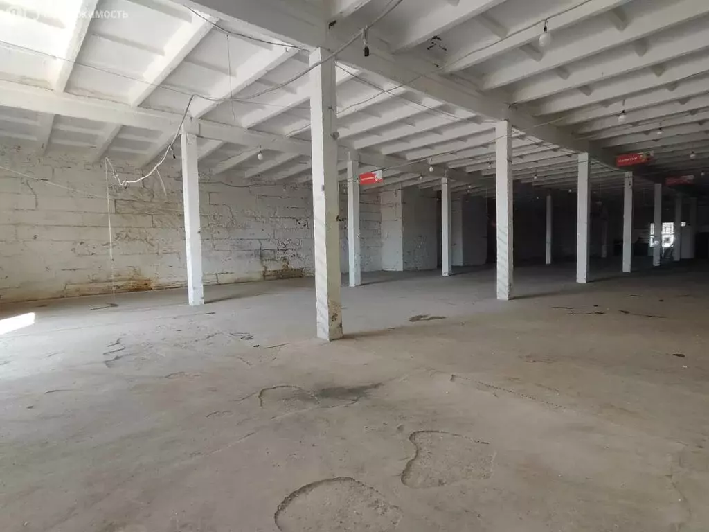 Торговая площадь (865 м) - Фото 2