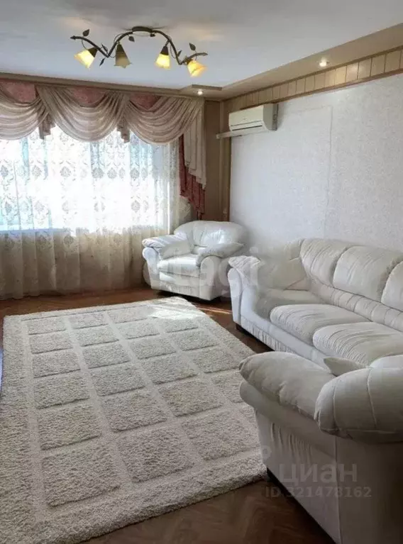 4-к кв. Башкортостан, Стерлитамак Михайловский мкр, ул. Шафиева, 15 ... - Фото 0