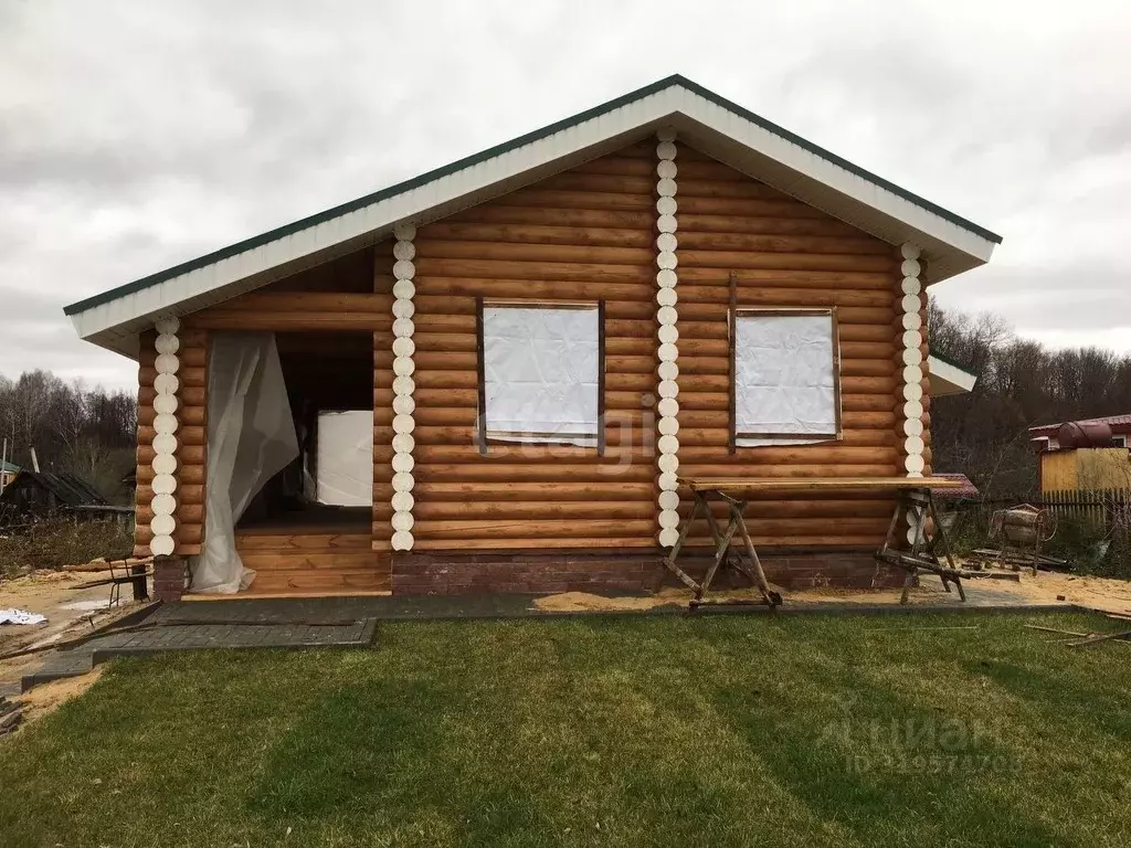 Дом в Владимирская область, Меленковский муниципальный округ, с. ... - Фото 1