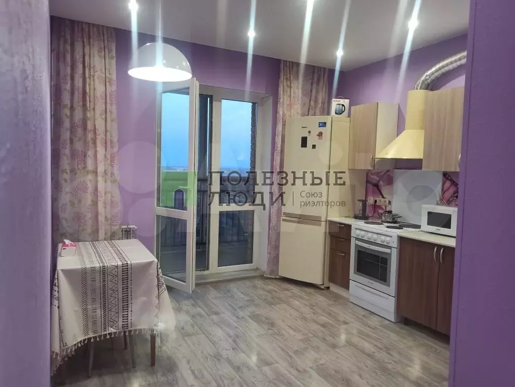 1-к. квартира, 42,7 м, 5/21 эт. - Фото 0