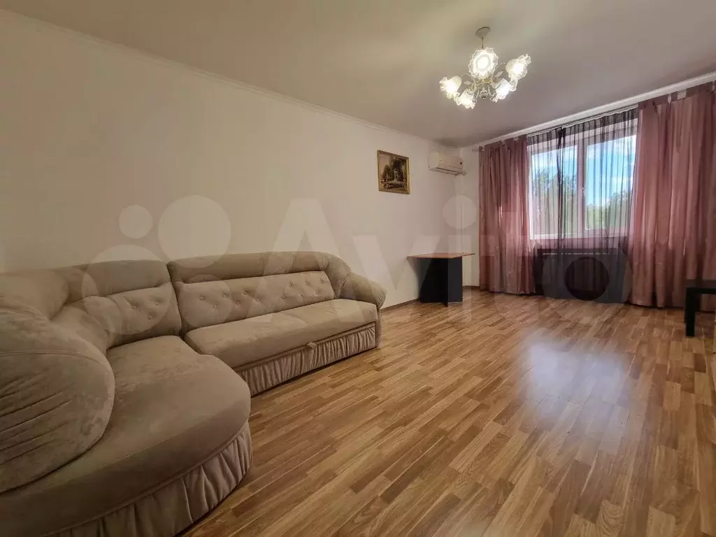 1-к. квартира, 45 м, 3/14 эт. - Фото 1