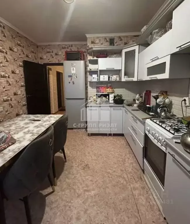 3-к кв. Калининградская область, Гурьевский муниципальный округ, пос. ... - Фото 0