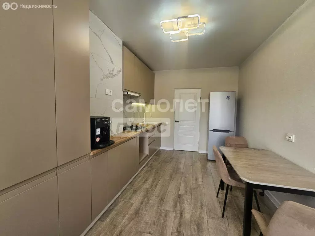 2-комнатная квартира: Нальчик, ул. Атажукина (58 м) - Фото 1