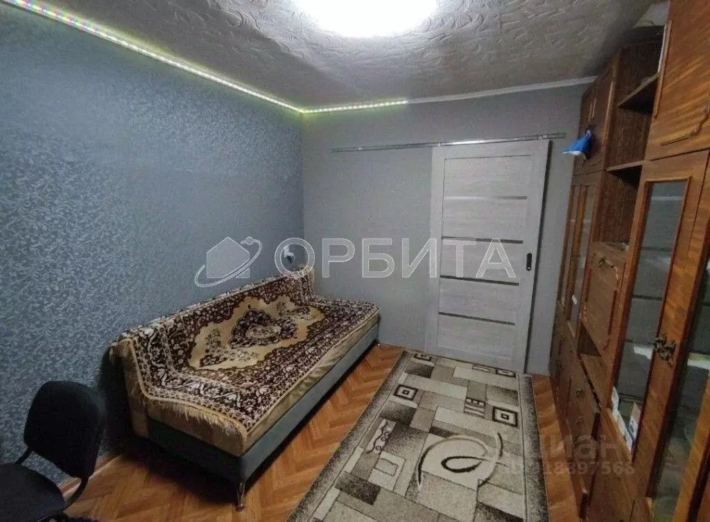 Комната Тюменская область, Тюмень ул. Декабристов, 152 (18.2 м) - Фото 0