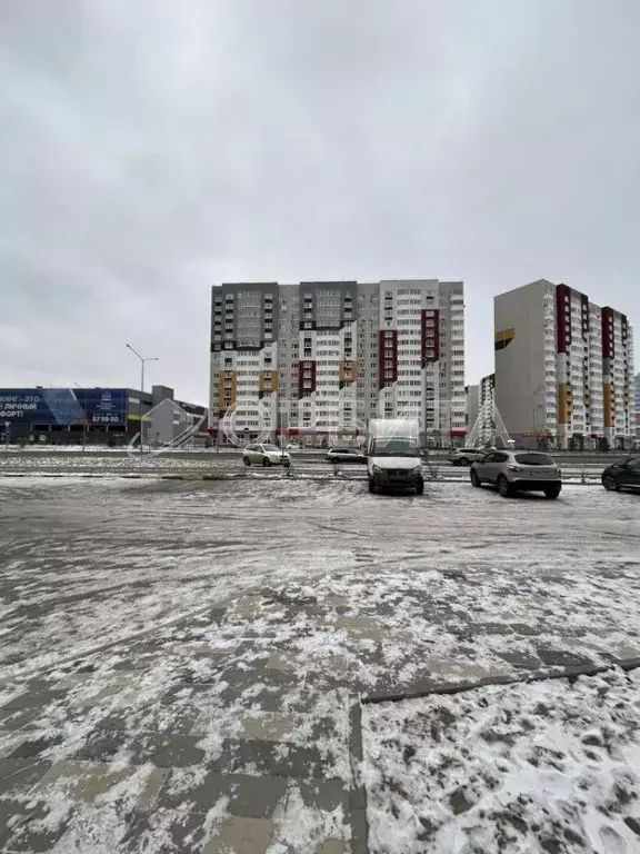 Помещение свободного назначения в Тюменская область, Тюмень ул. ... - Фото 0