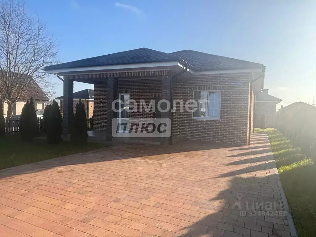 Дом в Калининградская область, Гурьевский муниципальный округ, пос. ... - Фото 1