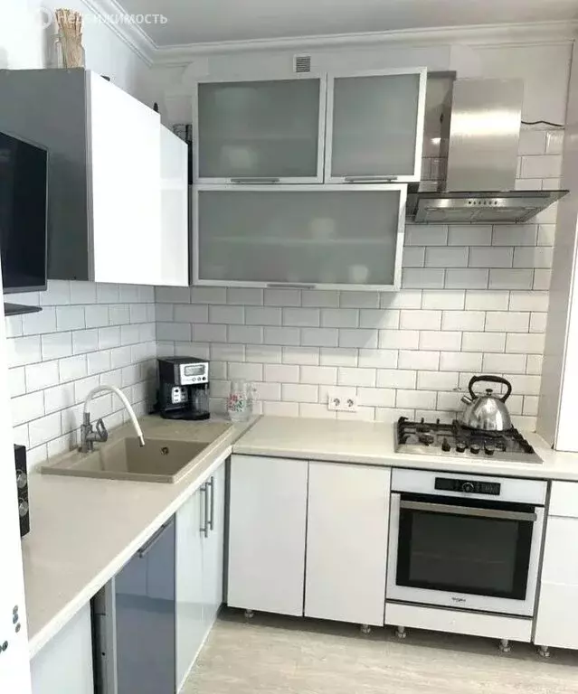 2-комнатная квартира: Калининград, Печатная улица, 21В (59.6 м) - Фото 1